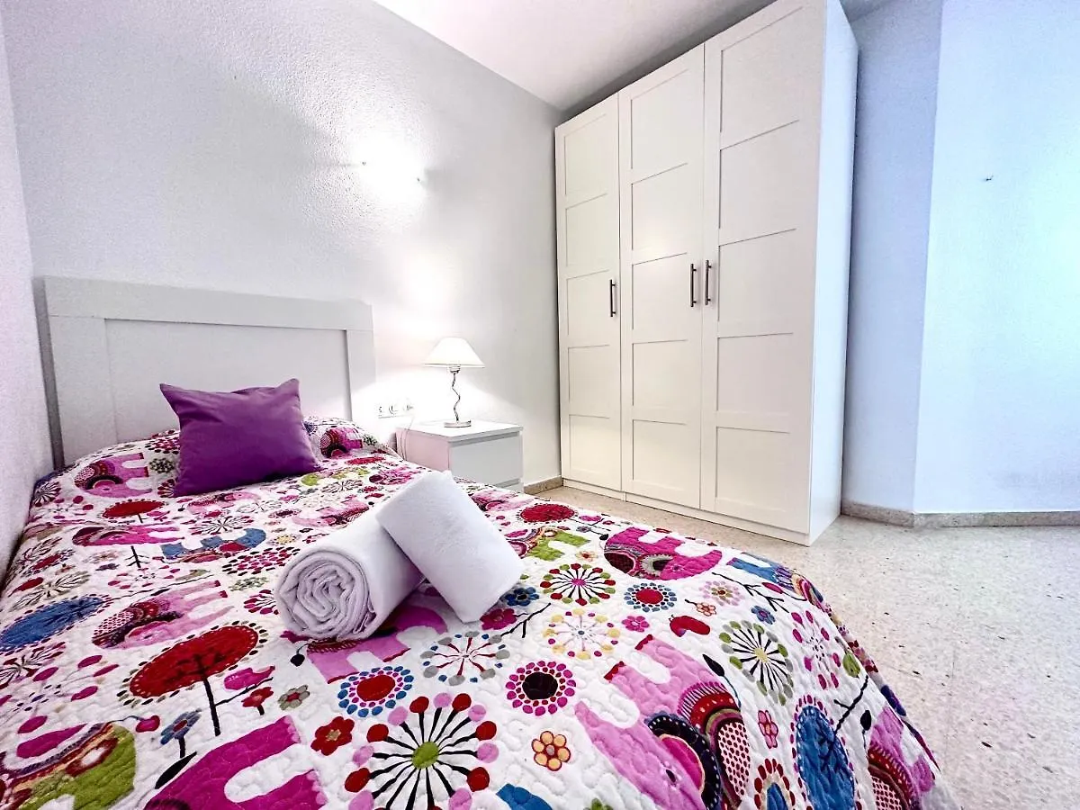 Gran Apartamento En Primera Linea De Playa, La Cala Del Moral Apartment