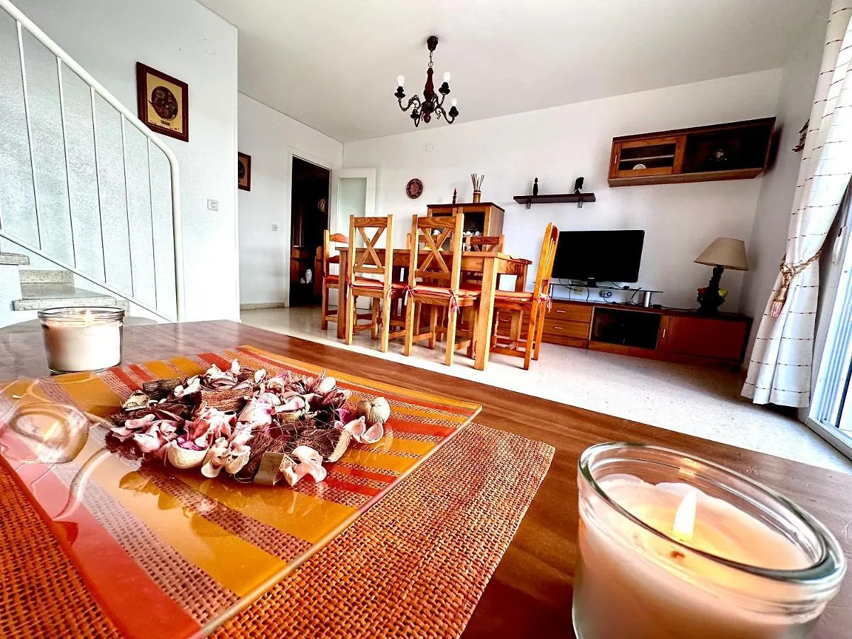Gran Apartamento En Primera Linea De Playa, La Cala Del Moral Apartment