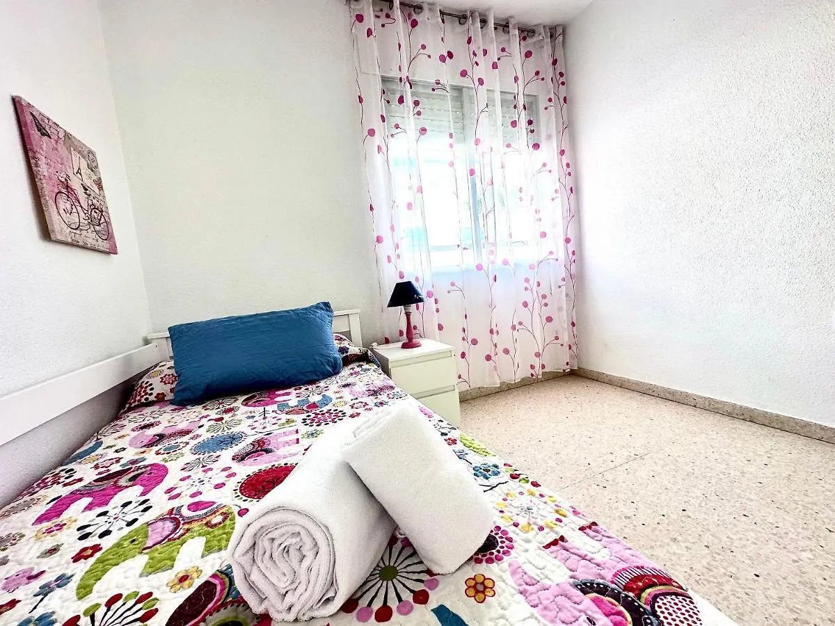 Gran Apartamento En Primera Linea De Playa, La Cala Del Moral Apartment