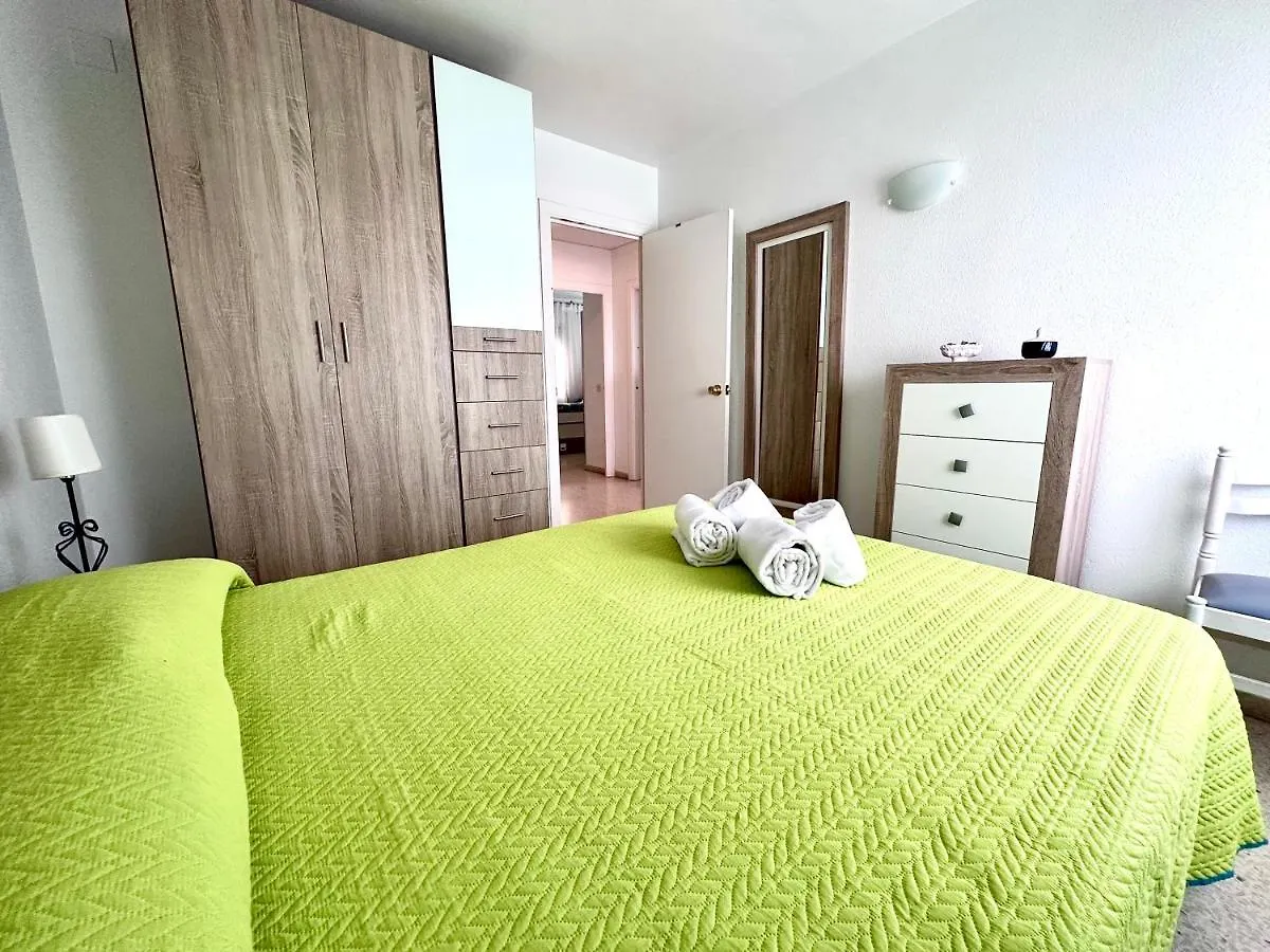 Apartamento Gran Apartamento En Primera Linea De Playa, La Cala Del Moral