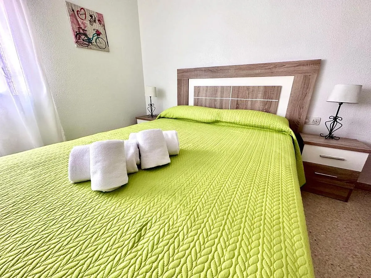 Apartamento Gran Apartamento En Primera Linea De Playa, La Cala Del Moral España